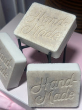 Load image into Gallery viewer, Velvet Glow - Donkey Milk &amp; Kaolin Clay Soap